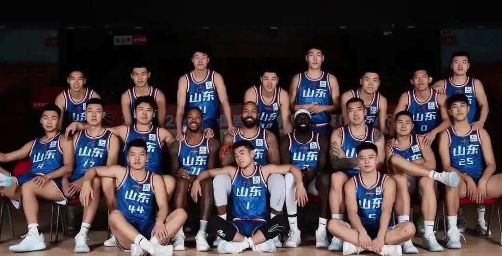 易胜博体育-浙江男篮将与江苏队交锋，谁能夺取胜利？