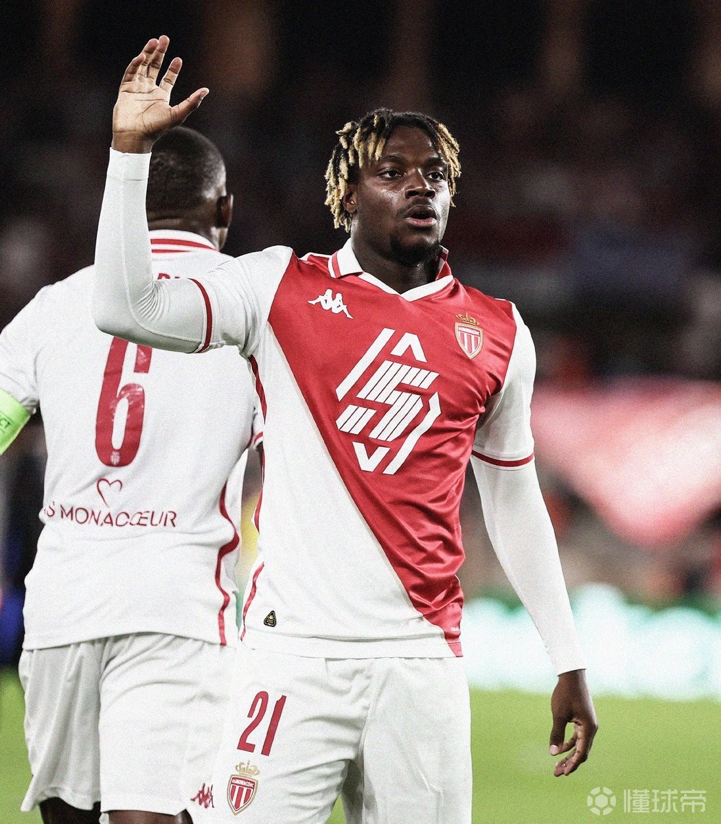 摩纳哥球员接受训练备战欧冠比赛