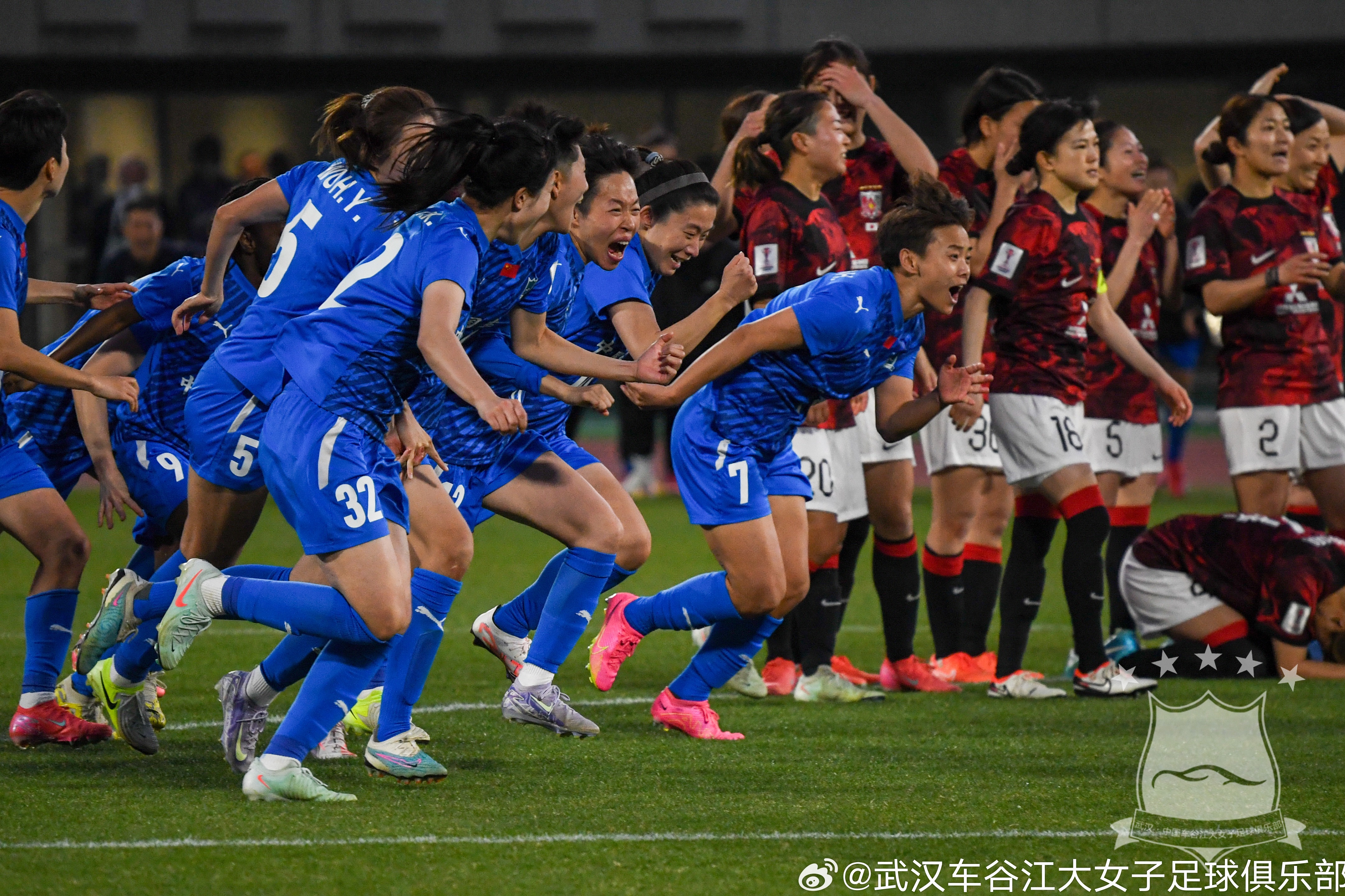 易胜博体育-神奇进球！女足赛场惊艳亮相