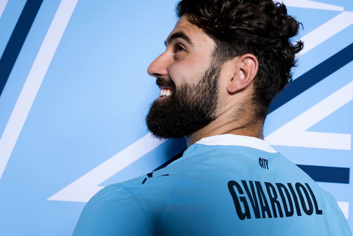 易胜博体育官方网站-曼城备战欧冠前哨战，实力派球员备战出战